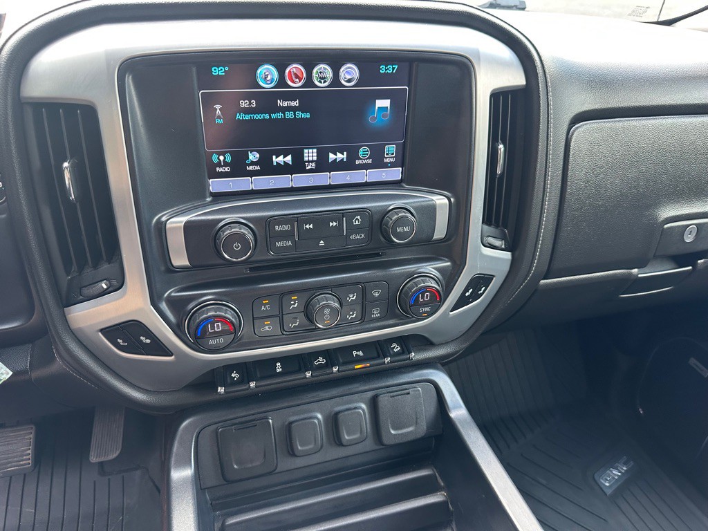 2018 GMC Sierra Image 25