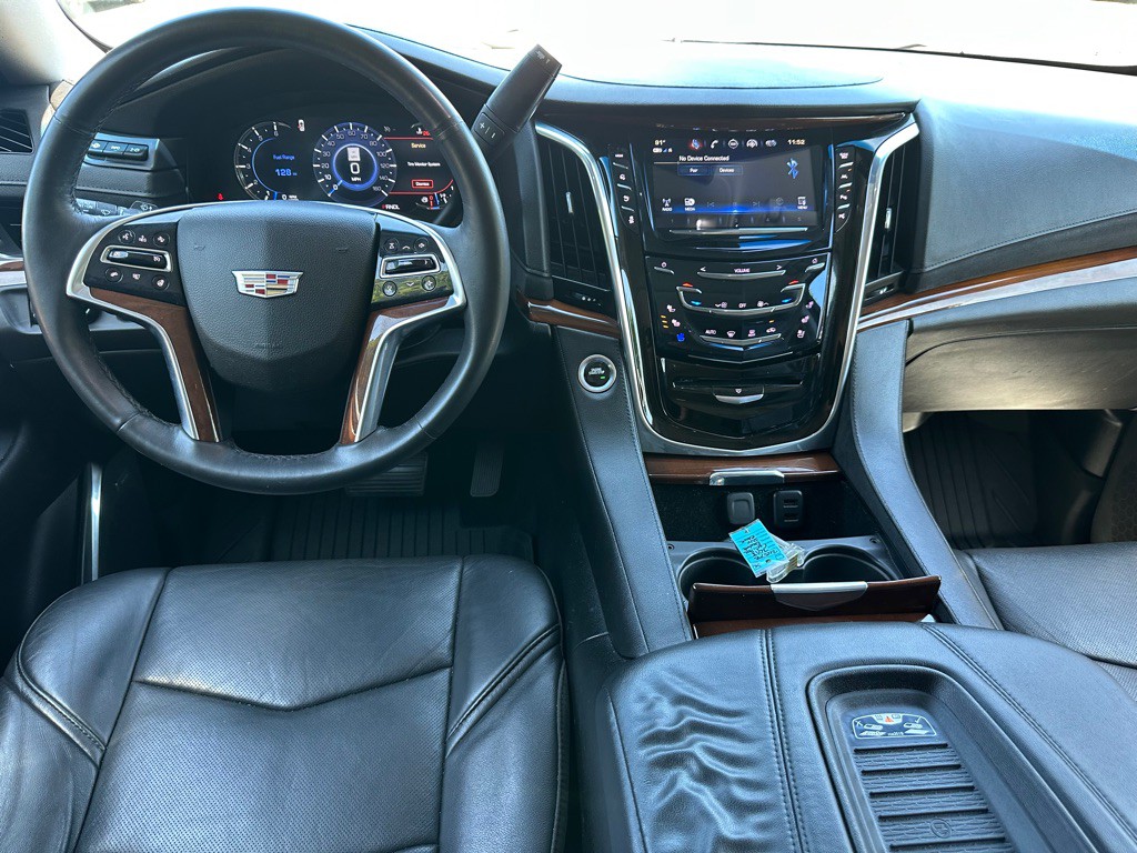 2018 Cadillac Escalade Image 4