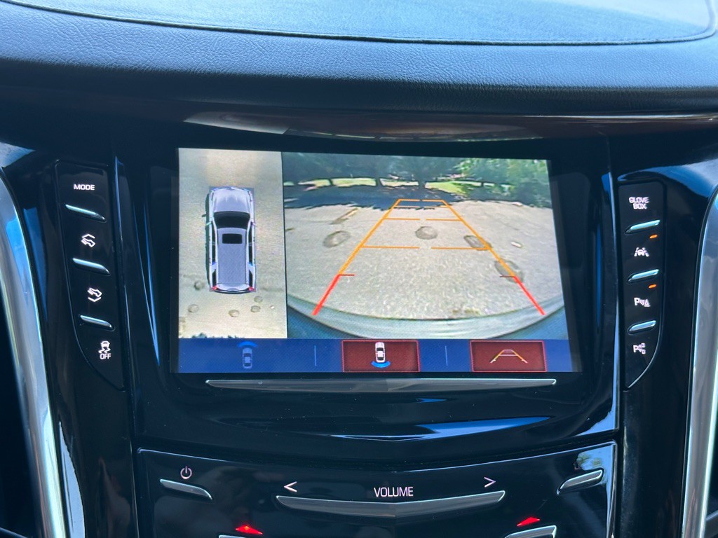 2018 Cadillac Escalade Image 5