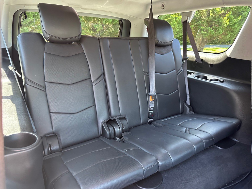 2018 Cadillac Escalade Image 20