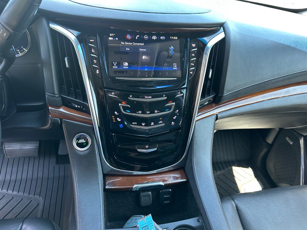 2018 Cadillac Escalade Image 27