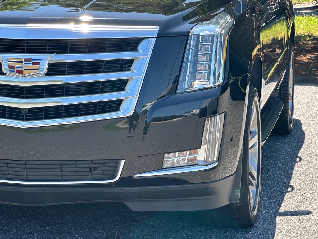 2018 Cadillac Escalade Image 44
