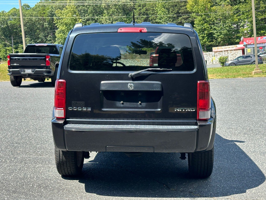 2011 Dodge Nitro Image 5