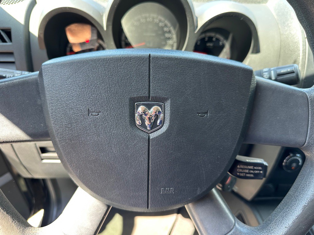 2011 Dodge Nitro Image 19