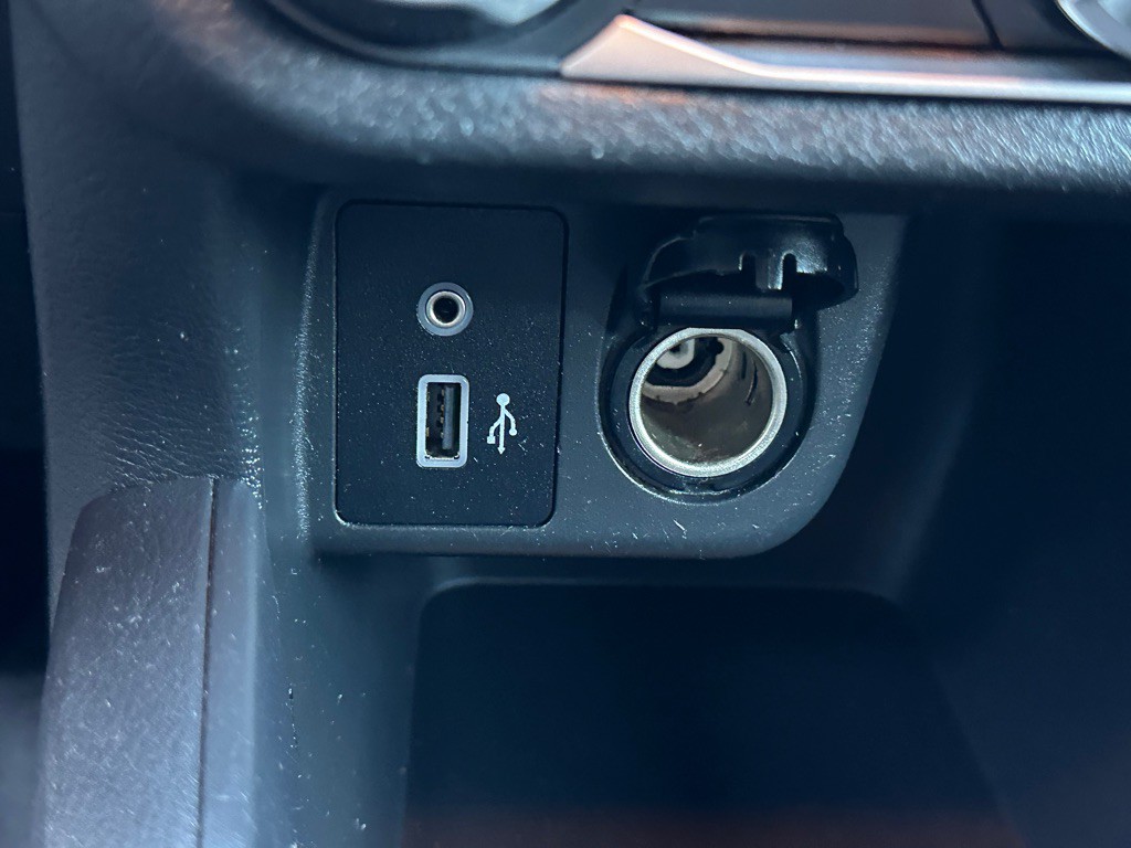 2020 Nissan Versa Image 24