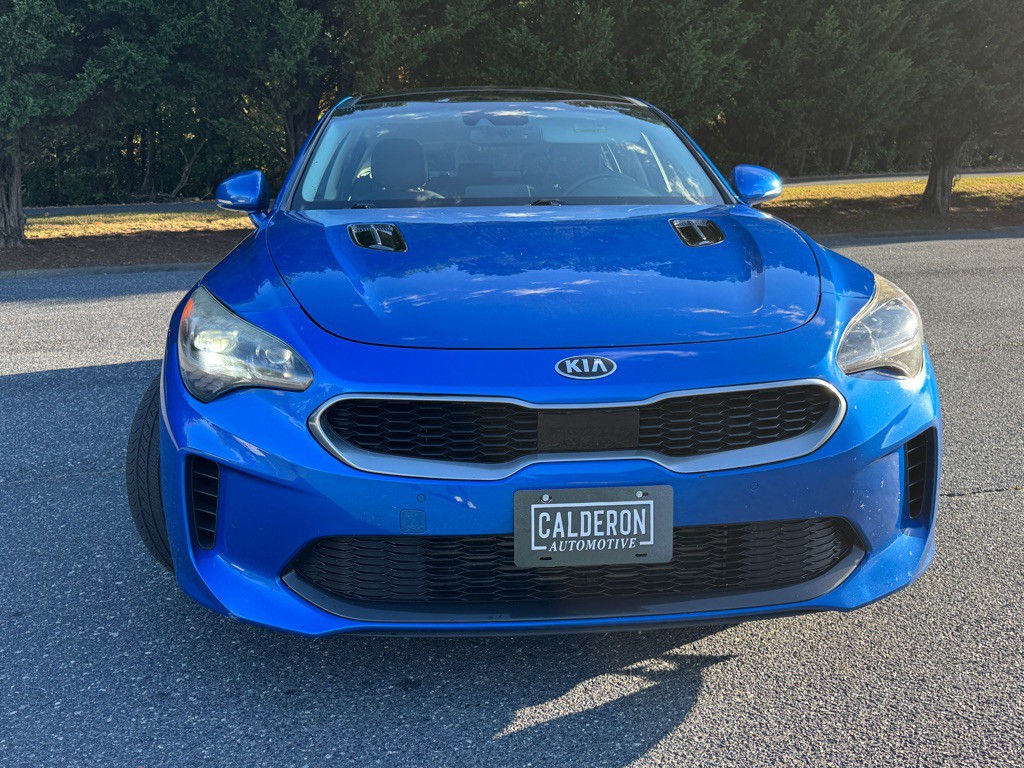 2018 Kia Stinger Image 2