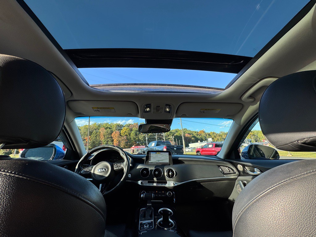 2018 Kia Stinger Image 22