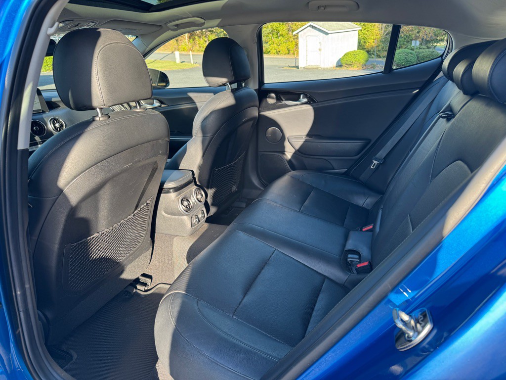 2018 Kia Stinger Image 28