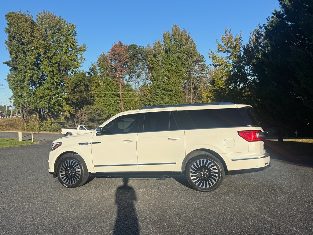 2020 Lincoln Navigator Image 5