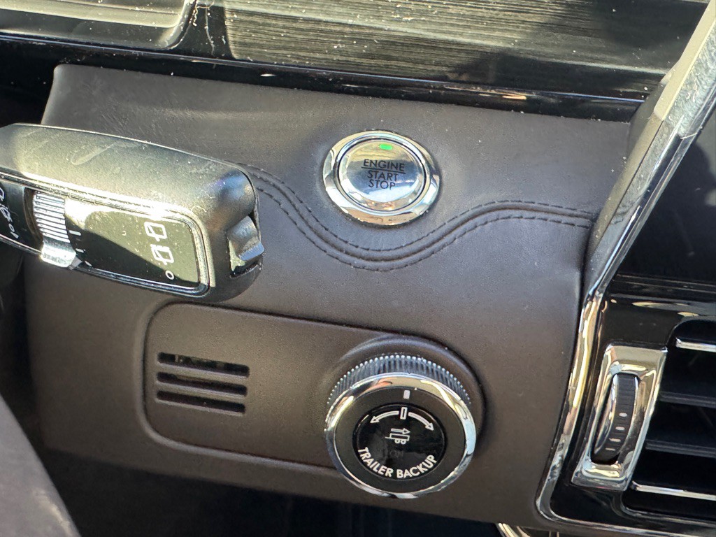 2020 Lincoln Navigator Image 7
