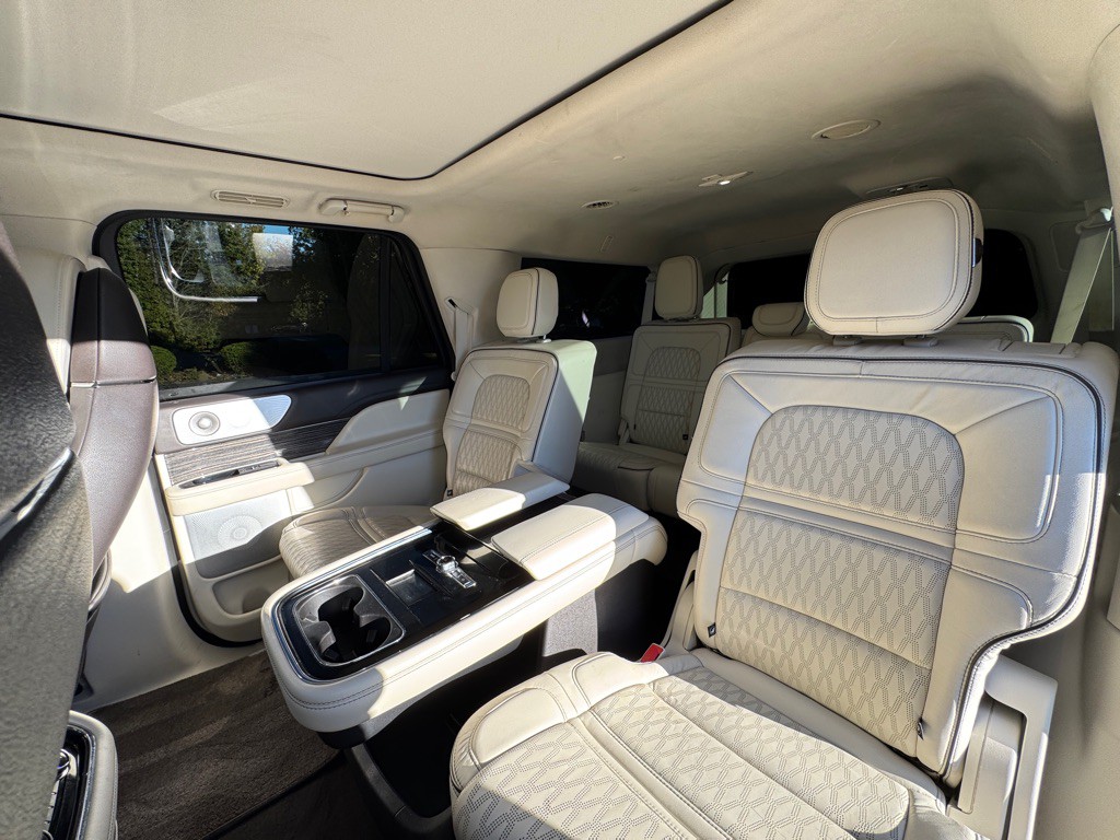 2020 Lincoln Navigator Image 18