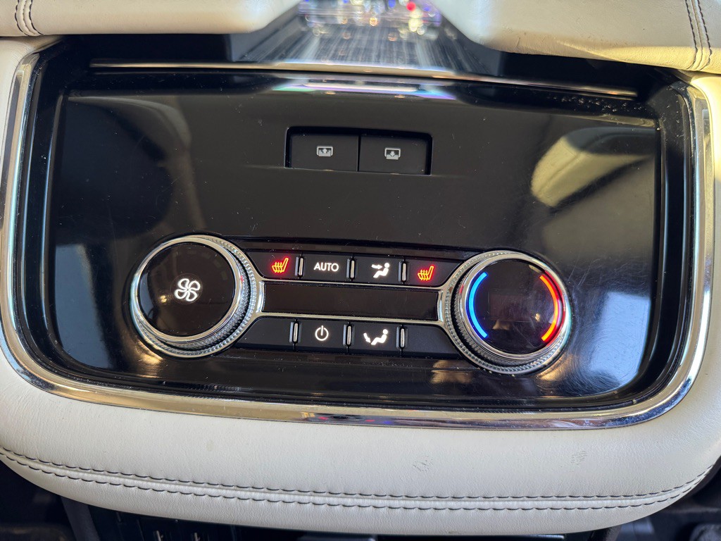 2020 Lincoln Navigator Image 29