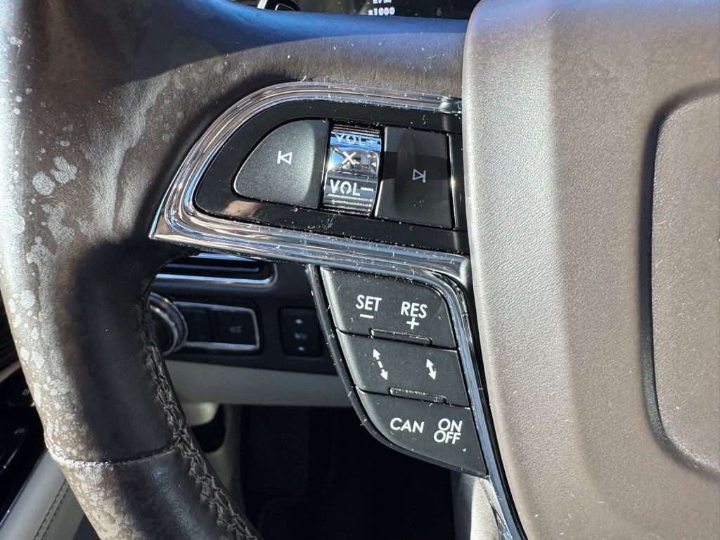 2020 Lincoln Navigator Image 36