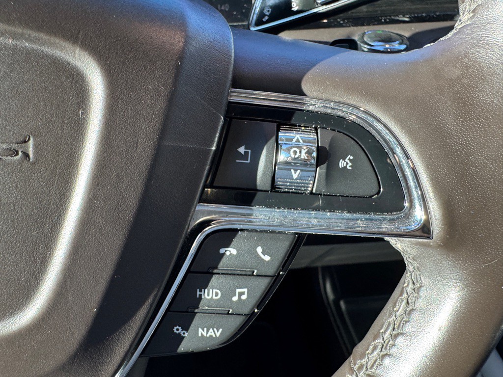 2020 Lincoln Navigator Image 37