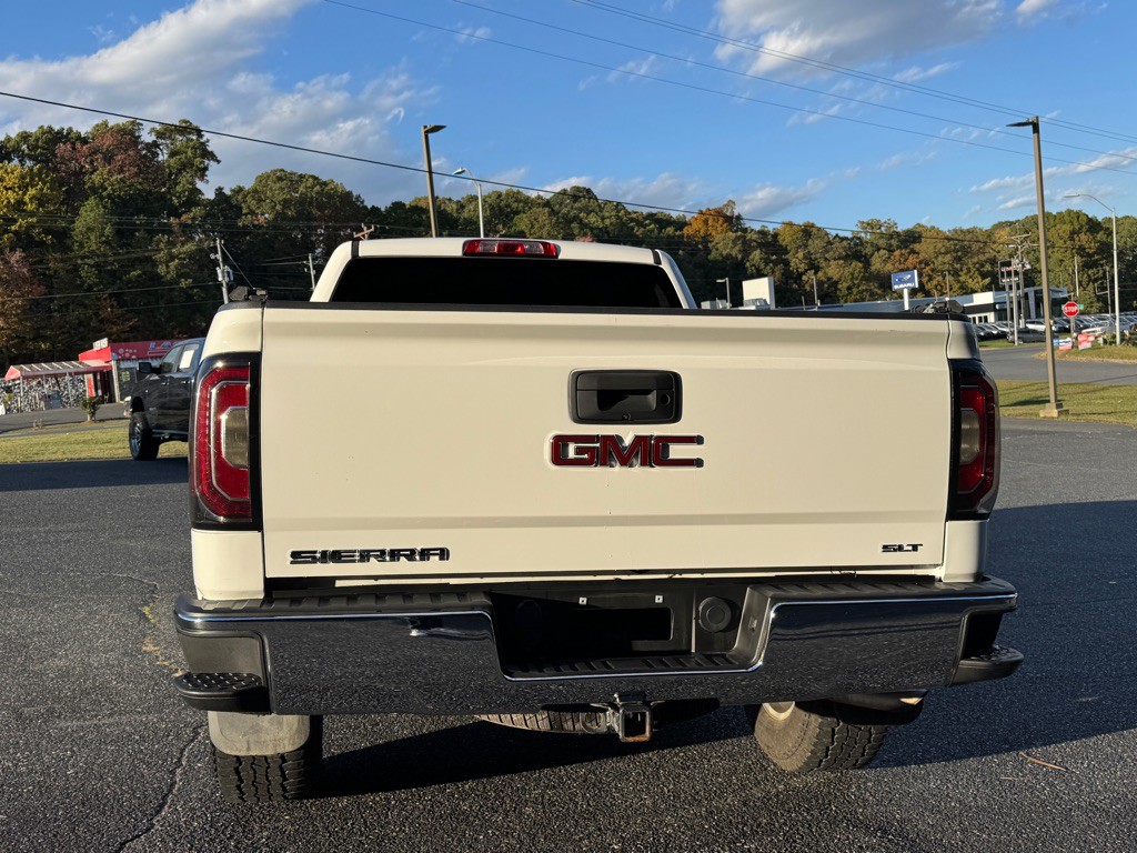 2017 GMC Sierra Image 4