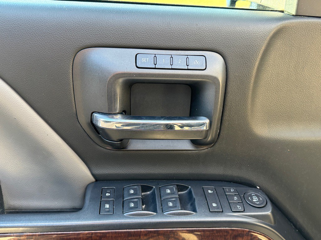 2017 GMC Sierra Image 21