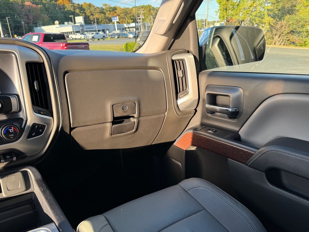 2017 GMC Sierra Image 23