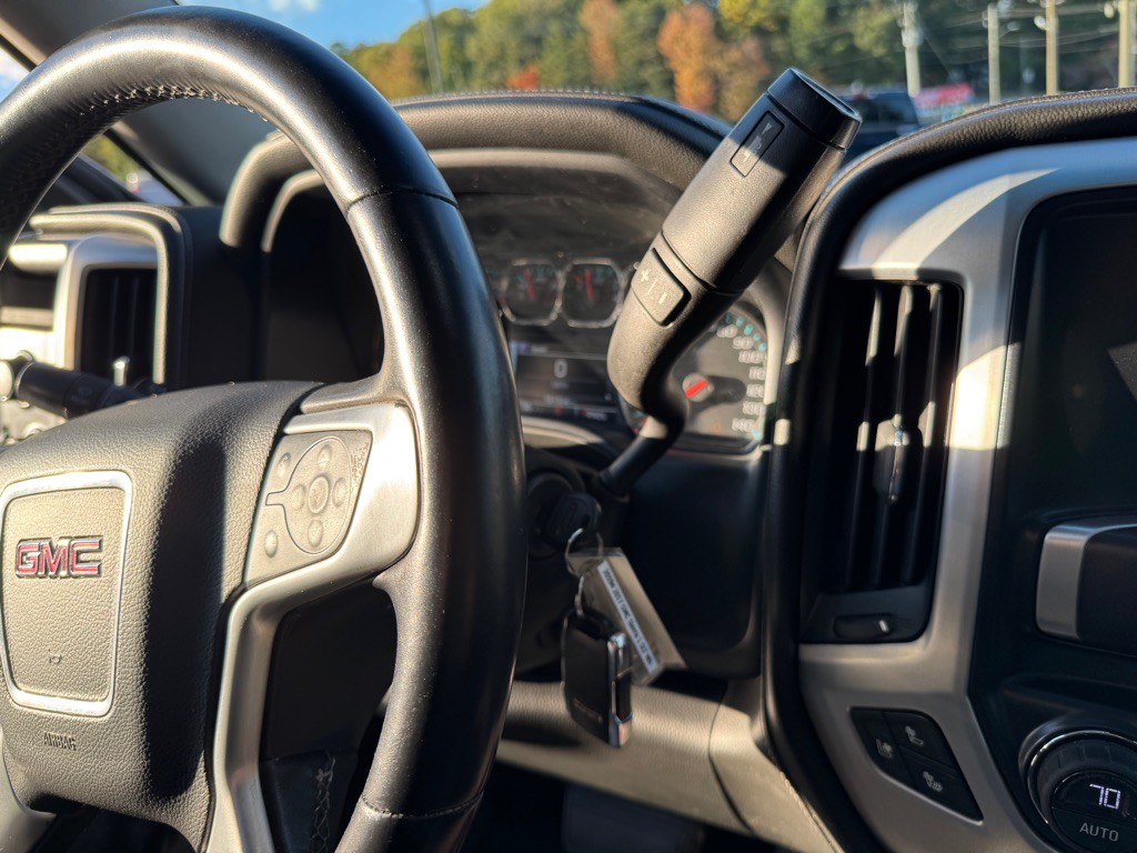 2017 GMC Sierra Image 24