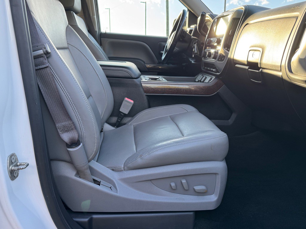 2017 GMC Sierra Image 26