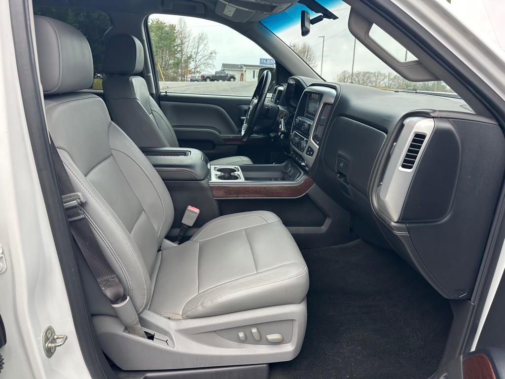 2017 GMC Sierra Image 15