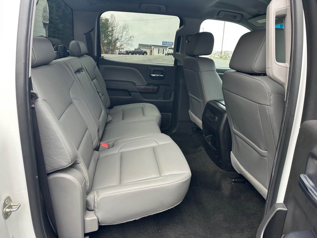 2017 GMC Sierra Image 19