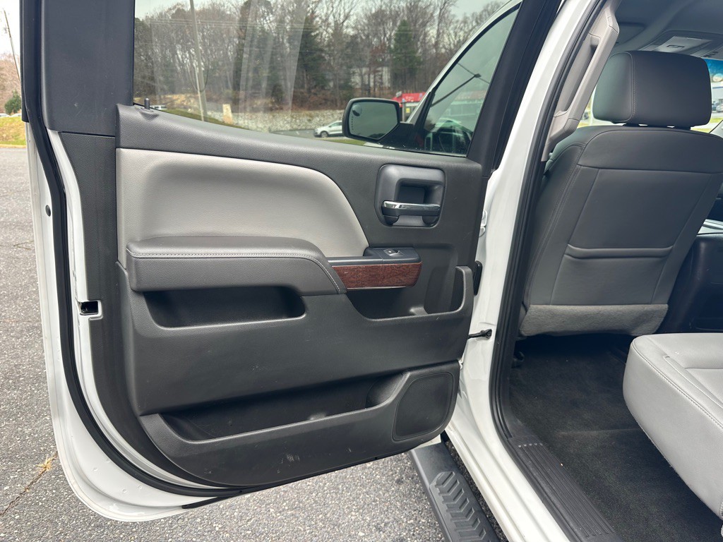 2017 GMC Sierra Image 20