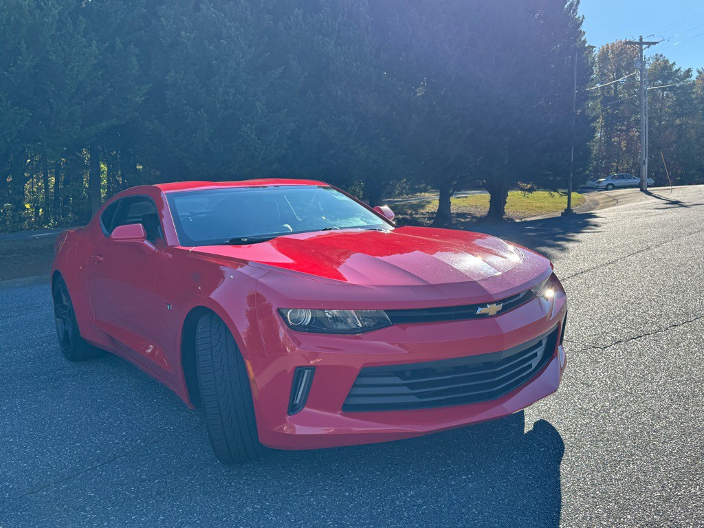 2017 Chevrolet Camaro Image 3