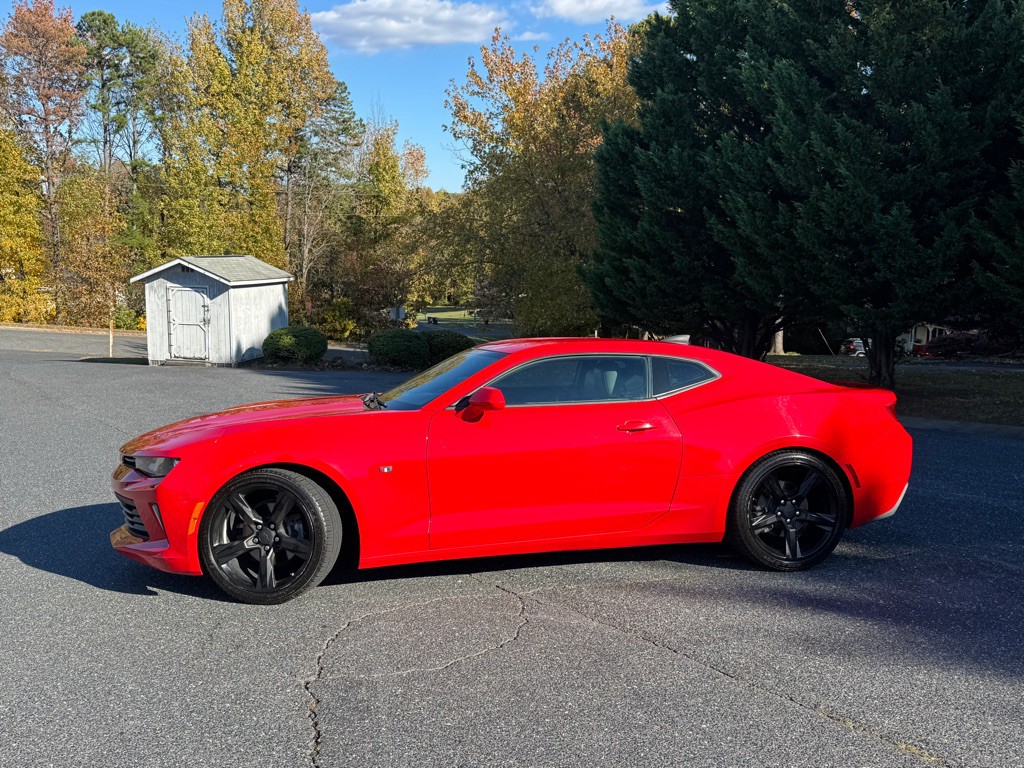 2017 Chevrolet Camaro Image 5