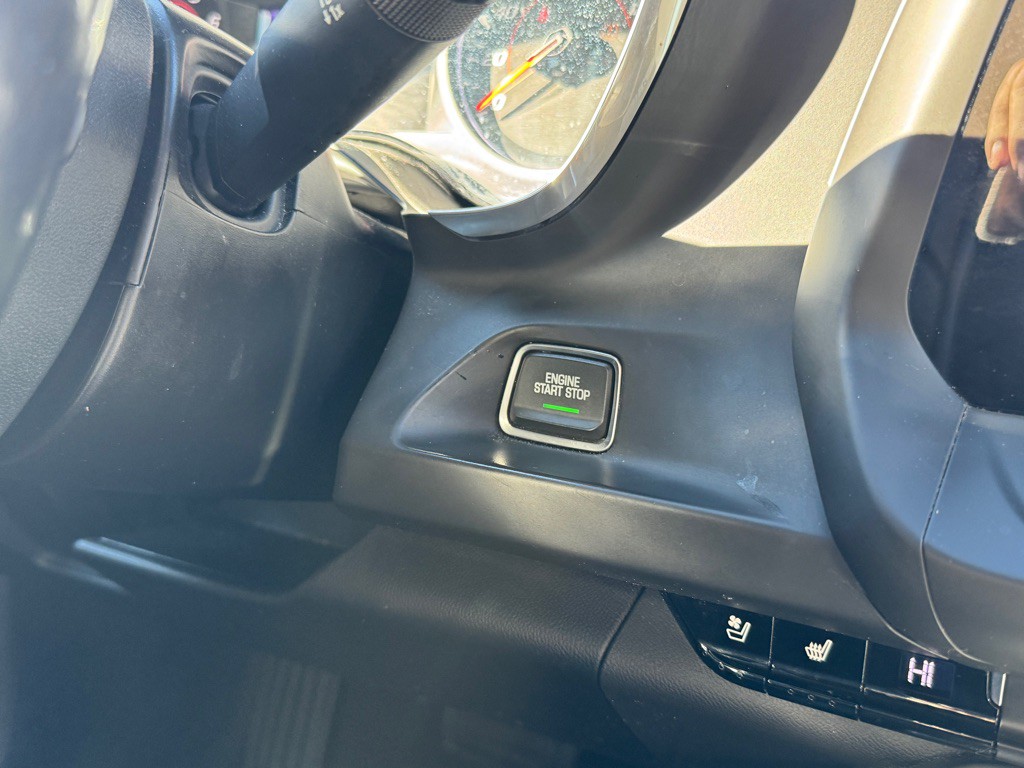 2017 Chevrolet Camaro Image 11