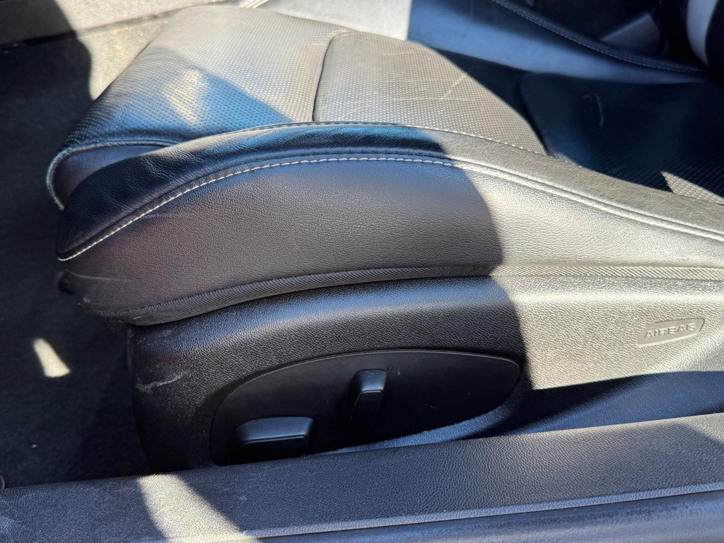 2017 Chevrolet Camaro Image 21