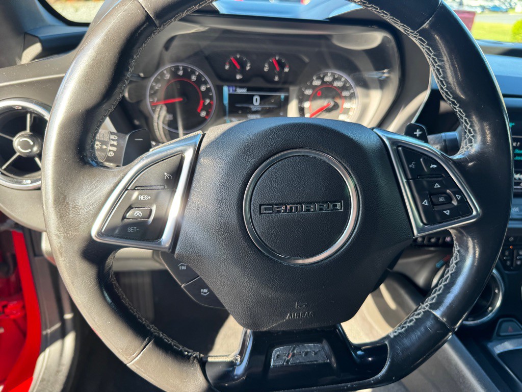 2017 Chevrolet Camaro Image 25