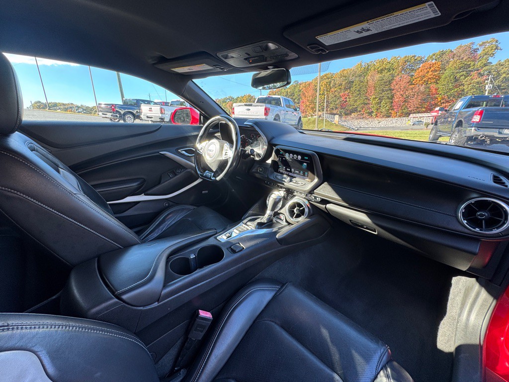 2017 Chevrolet Camaro Image 29