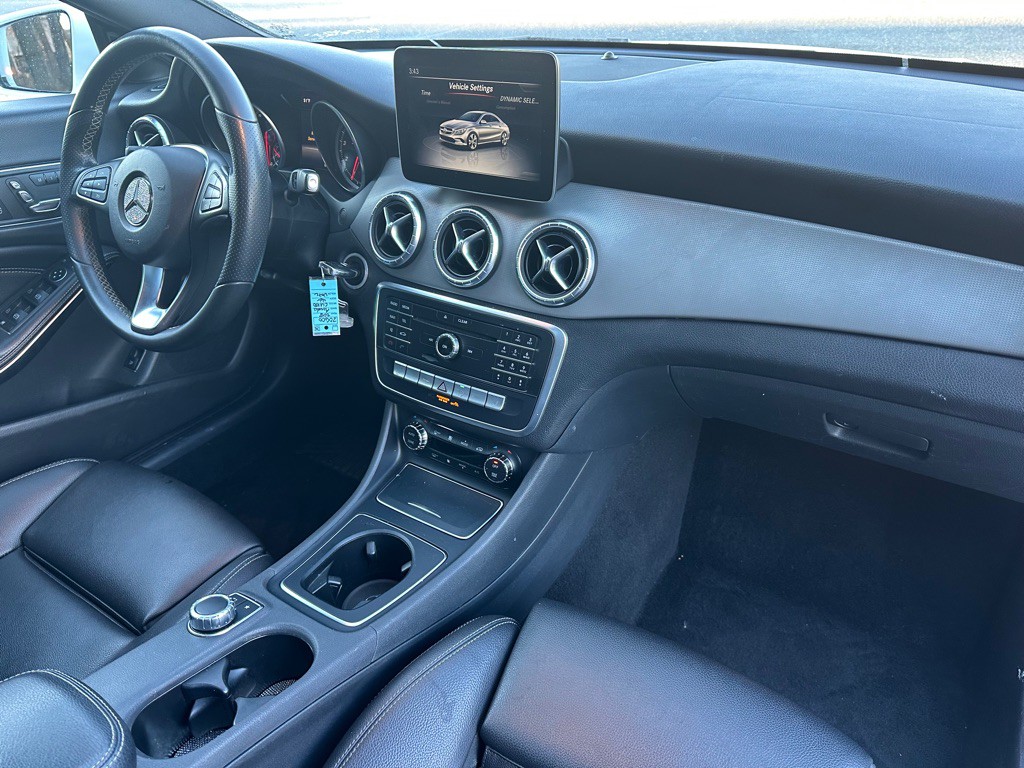 2018 Mercedes-Benz CLA-Class Image 15
