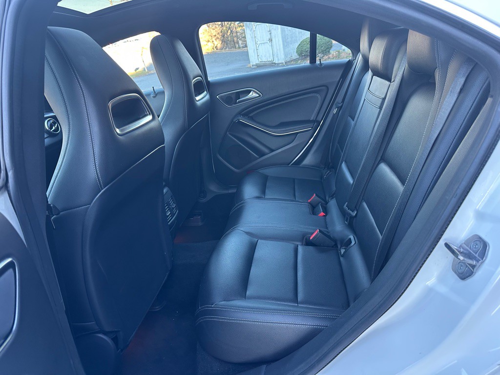 2018 Mercedes-Benz CLA-Class Image 20
