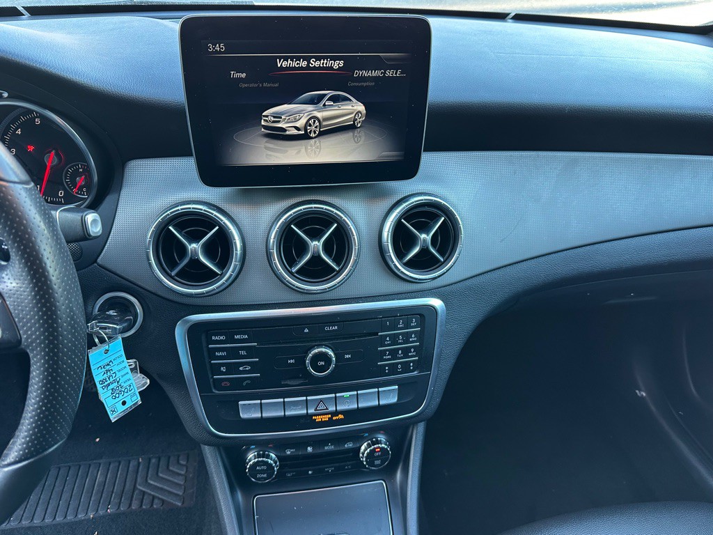 2018 Mercedes-Benz CLA-Class Image 24