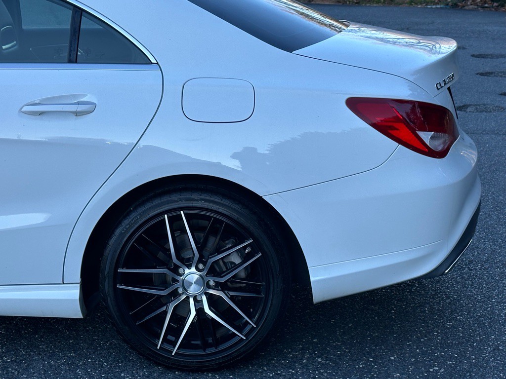 2018 Mercedes-Benz CLA-Class Image 33
