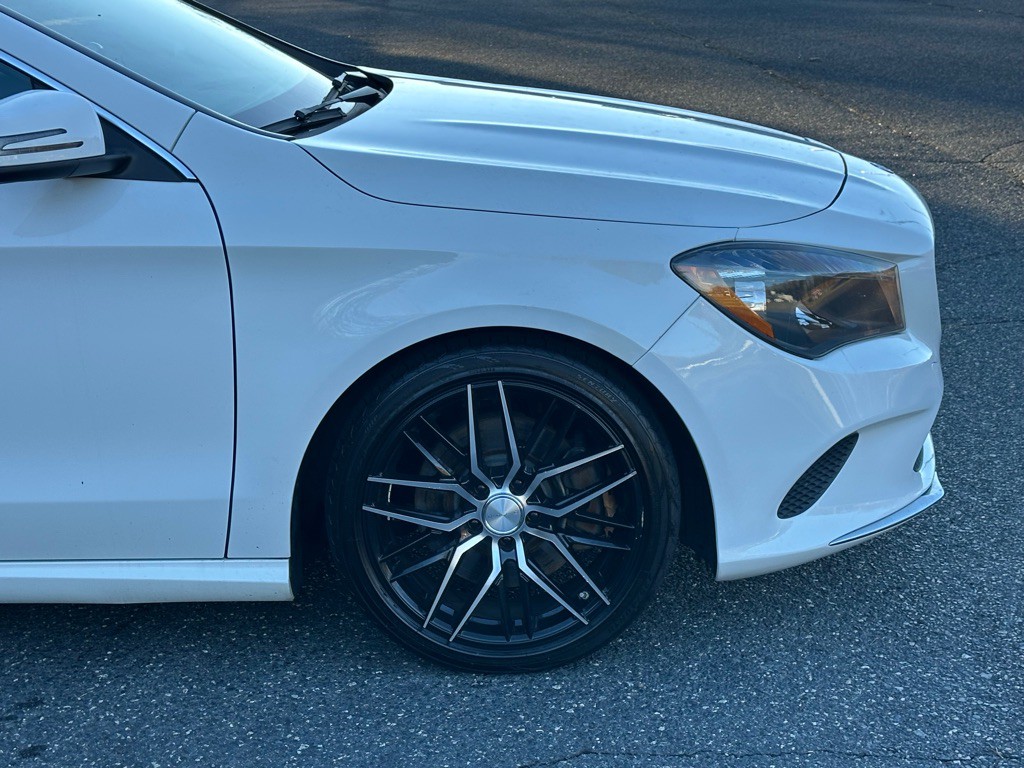 2018 Mercedes-Benz CLA-Class Image 36