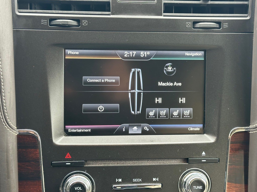 2015 Lincoln Navigator Image 28