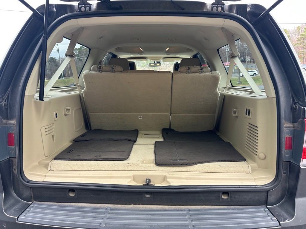 2015 Lincoln Navigator Image 38