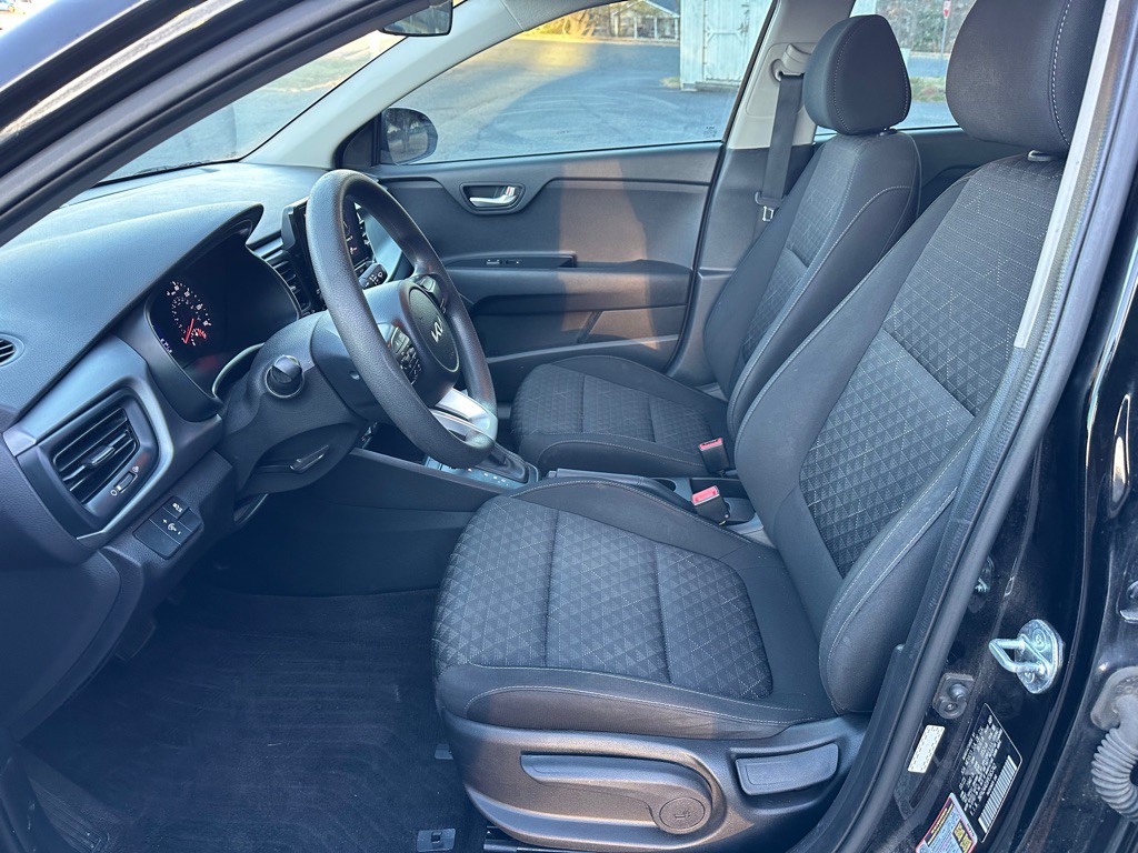 2023 Kia Rio Image 11