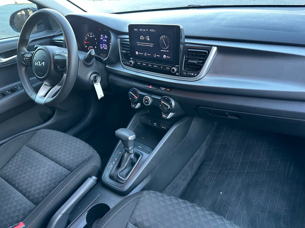 2023 Kia Rio Image 14