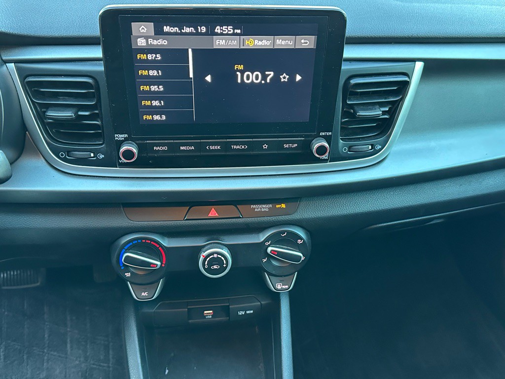 2023 Kia Rio Image 22