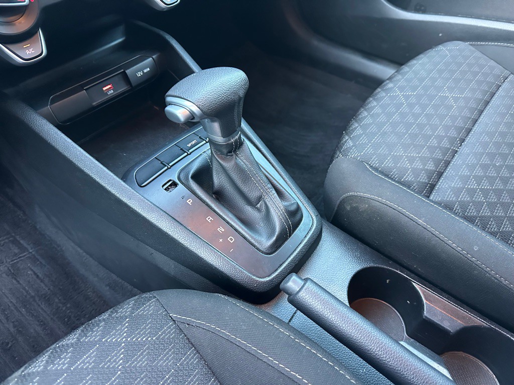 2023 Kia Rio Image 26