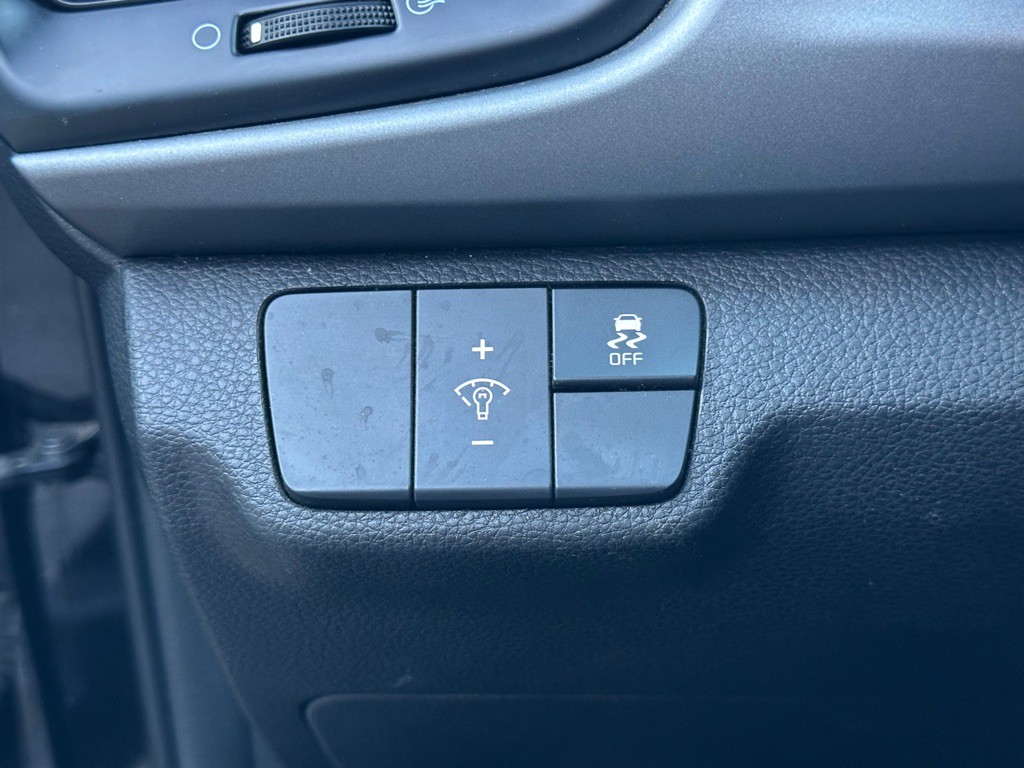 2023 Kia Rio Image 27