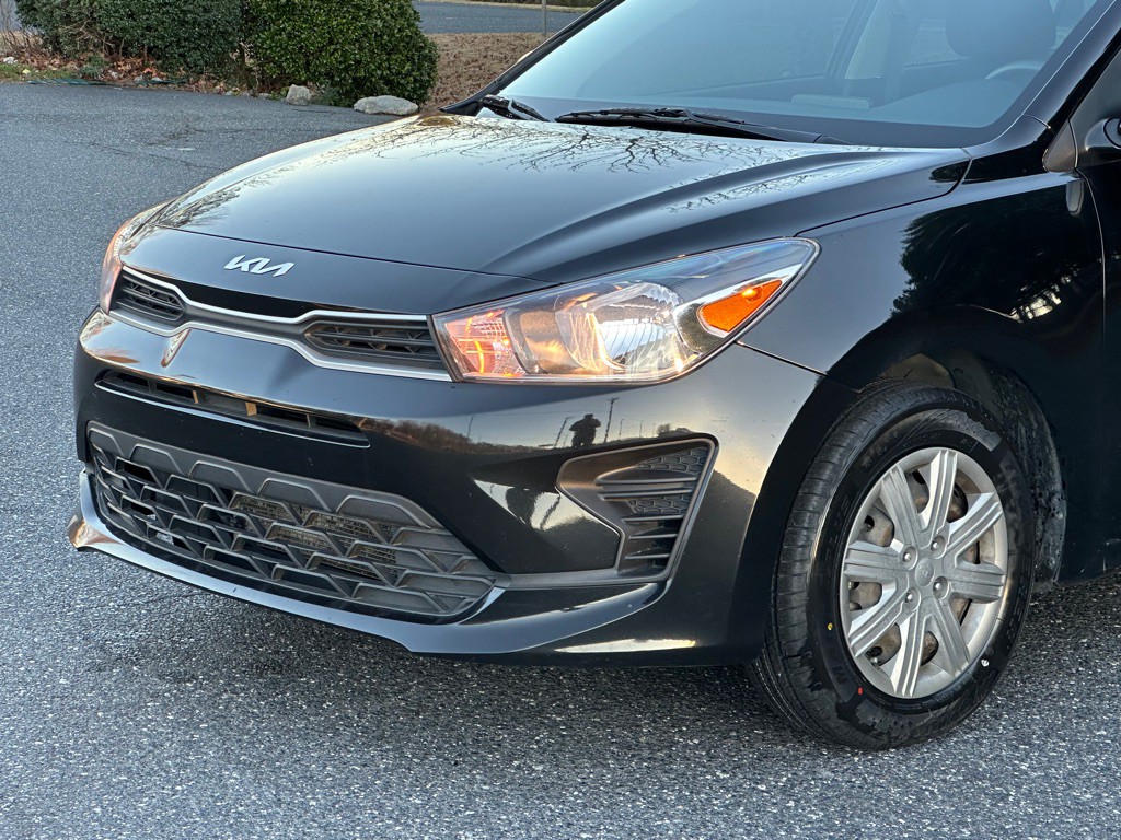 2023 Kia Rio Image 29