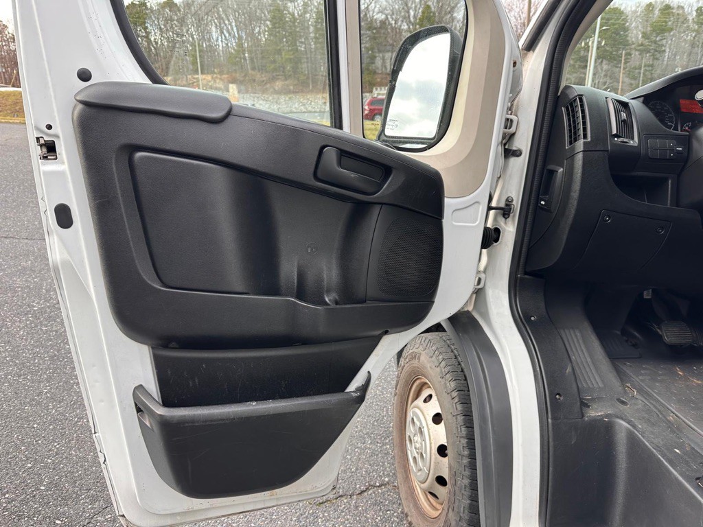 2014 RAM Promaster Image 11