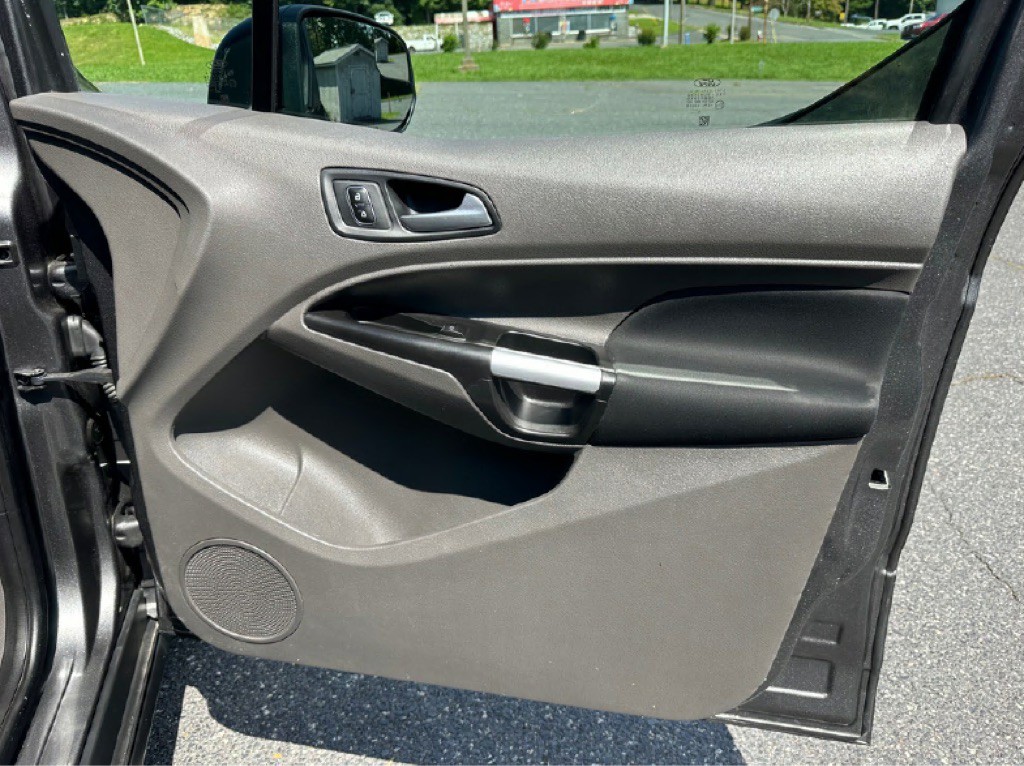 2020 Ford Transit Connect Image 12