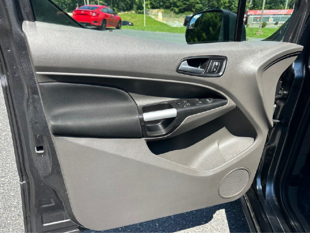 2020 Ford Transit Connect Image 19
