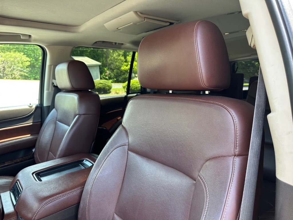 2015 Chevrolet Tahoe Image 12