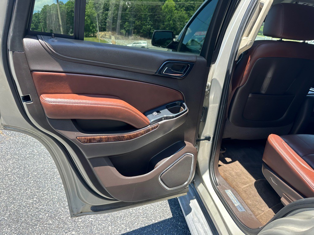 2015 Chevrolet Tahoe Image 22